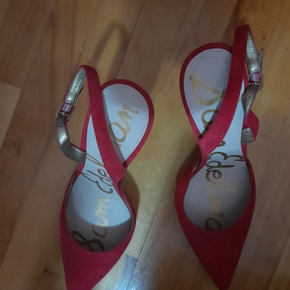 Shoez - Picture 2 of 2